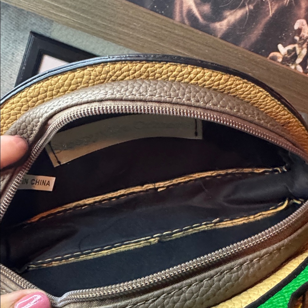Taco-Themed Clutch with Heart Detail - Picture 3 of 4